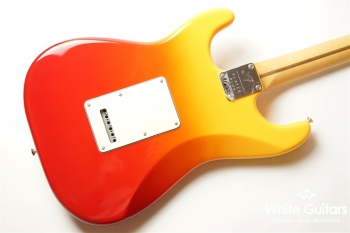 Player Plus Stratocaster - Tequila Sunrise